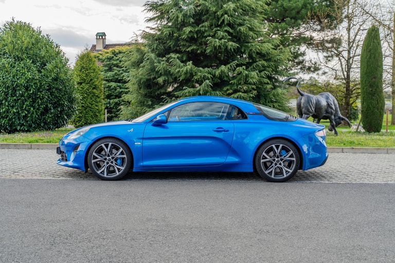 Alpine A110