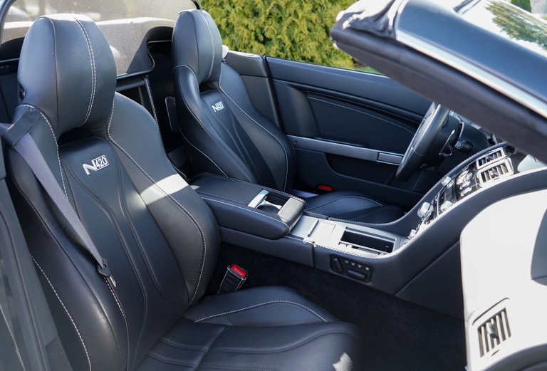 Aston Martin V8 Vantage