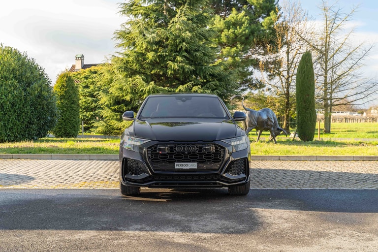 Audi RSQ8