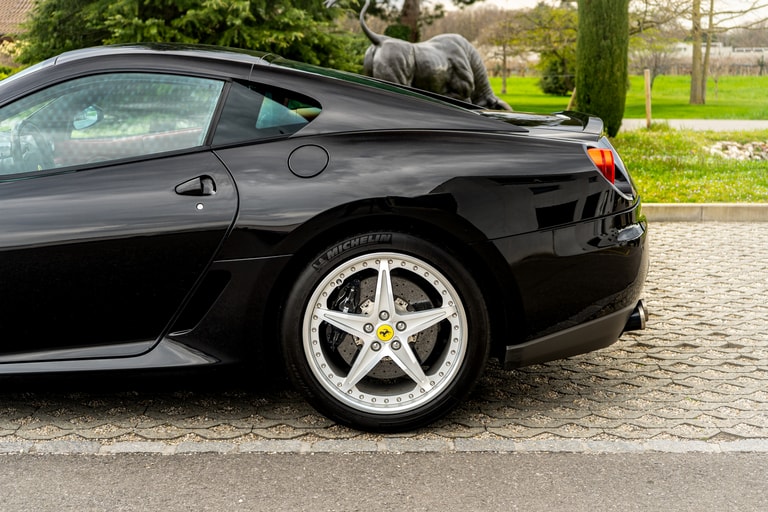 Ferrari 599