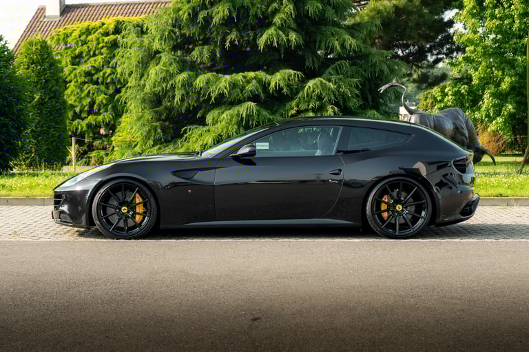 Ferrari FF