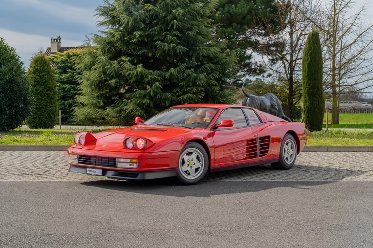 Ferrari Testarossa en vente chez Perego Cars
