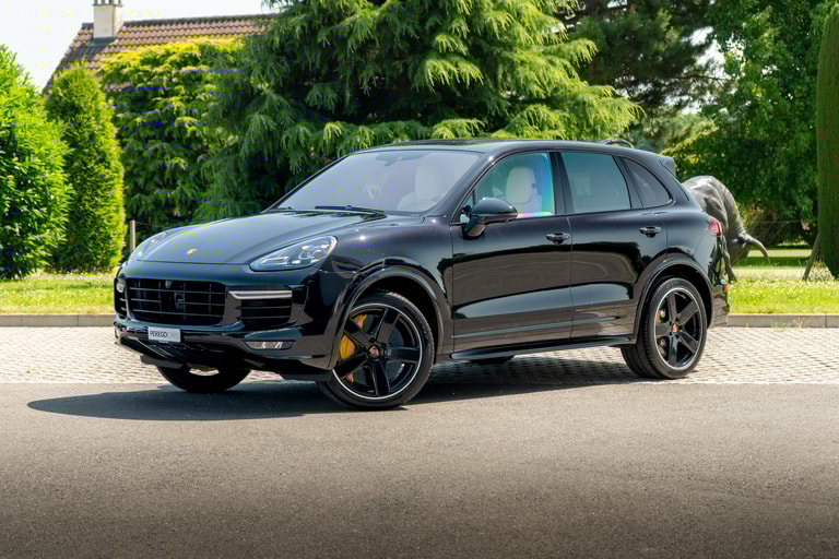 Porsche Cayenne Turbo S en vente chez Perego Cars